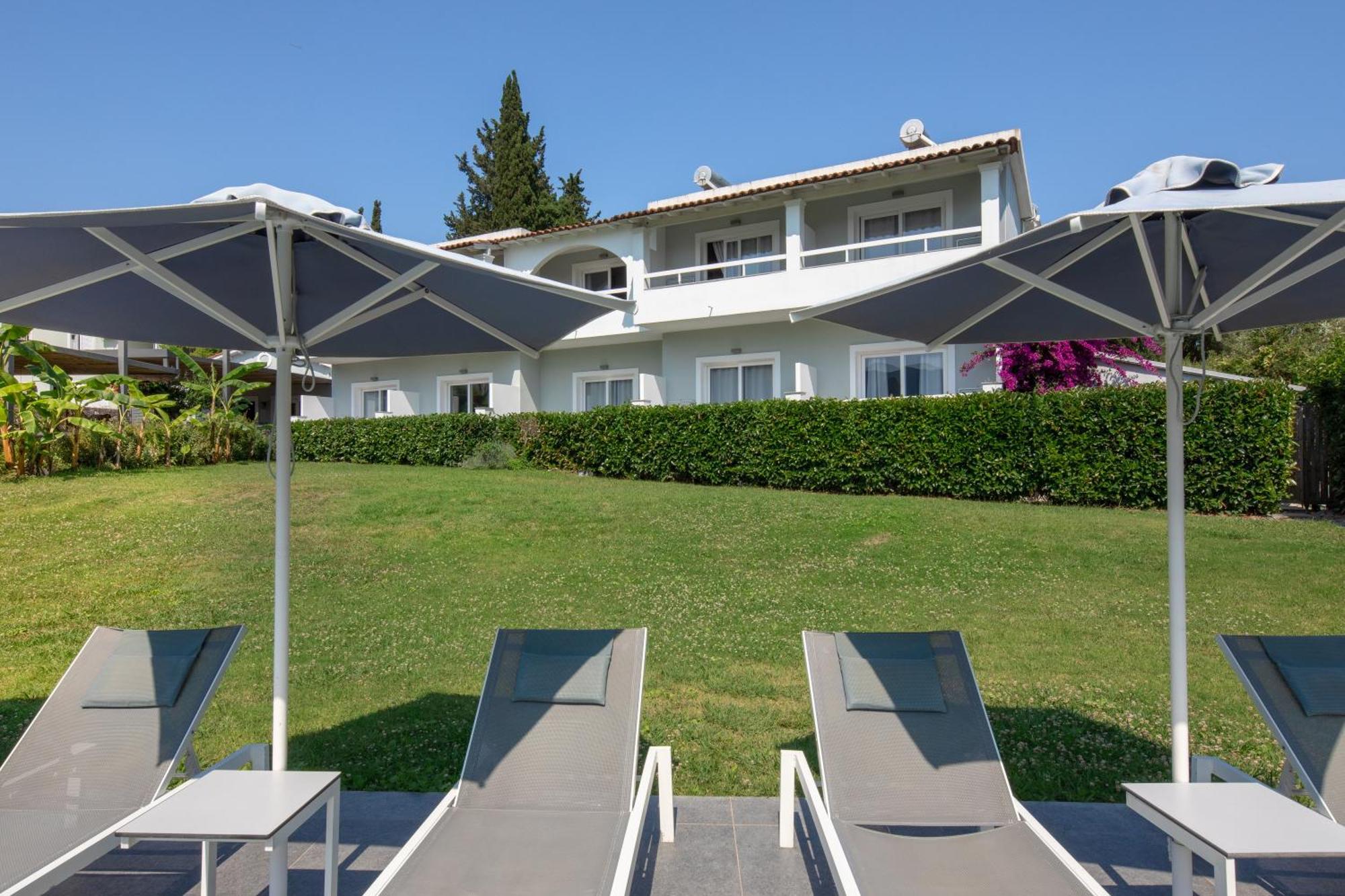 La Maison Corfu - Adults Only อิปโซส ภายนอก รูปภาพ